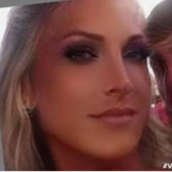 Meet your Posher, Amber - Picture 1 of 1